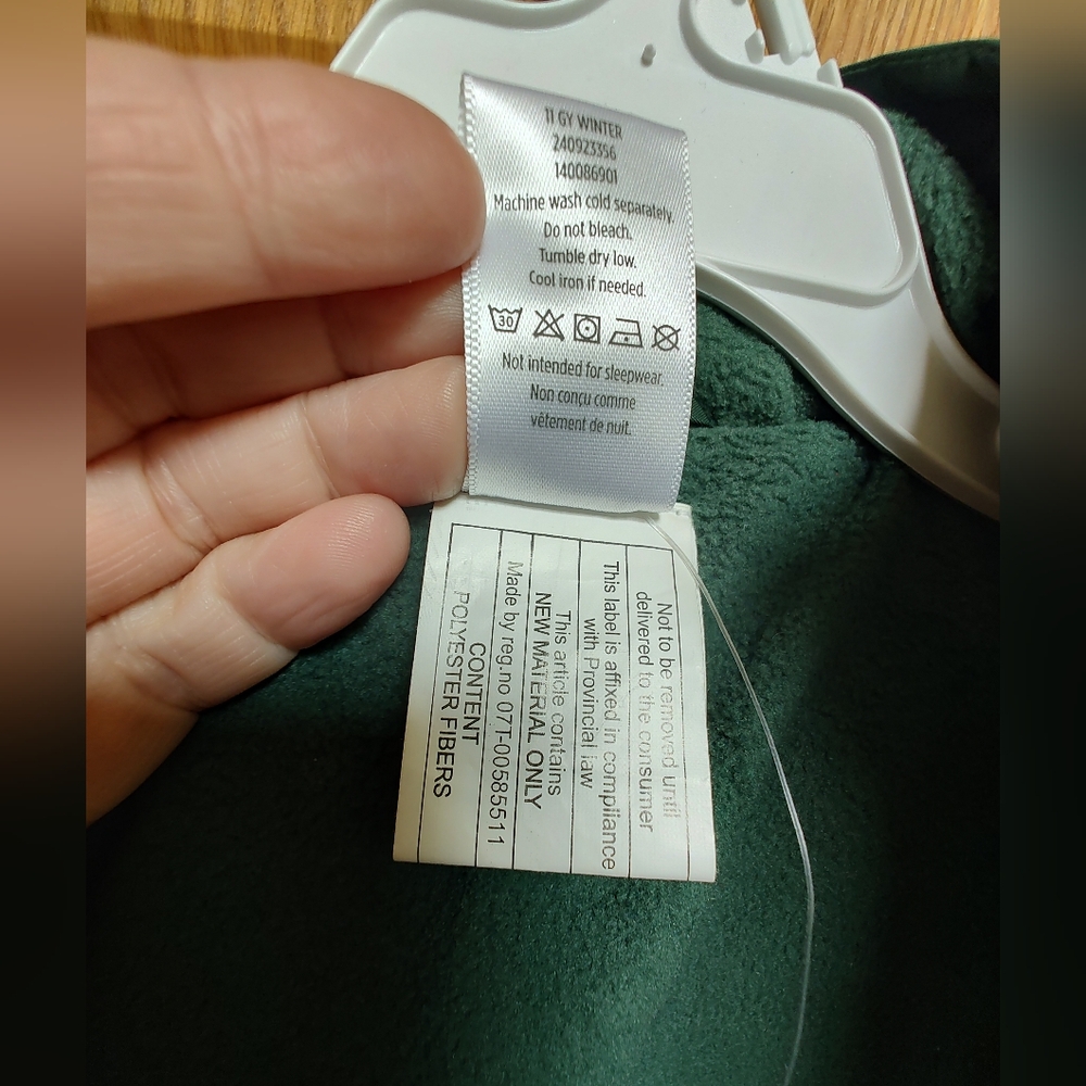 Gymboree Green Puffer Jacket with Hood and Quilted Design, Fleece Lining - Picture 6 of 7